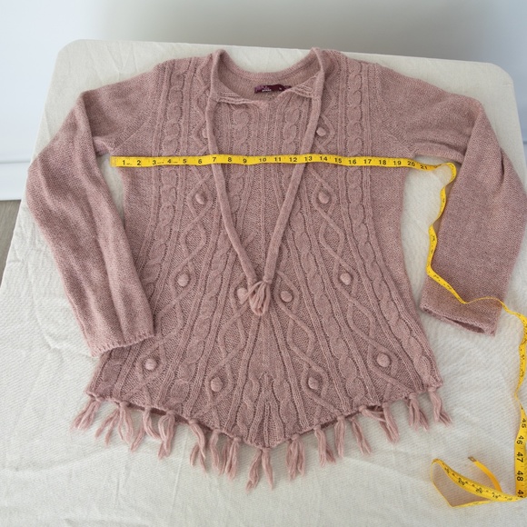 Prana Size Medium sweater, dusty pink with fringes - Picture 6 of 12